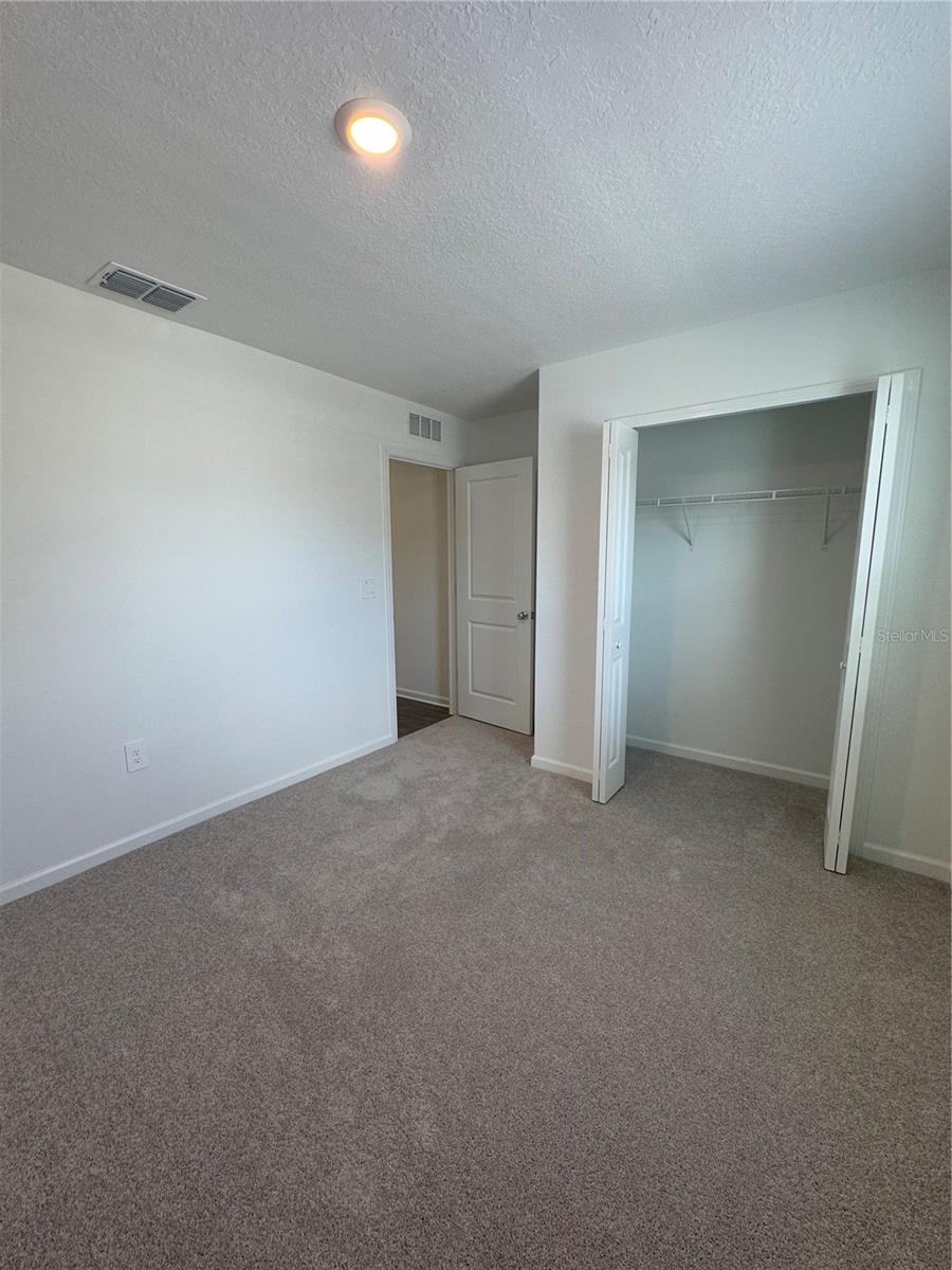 Image 35 of 40 For 4612 Sw 83rd Loop