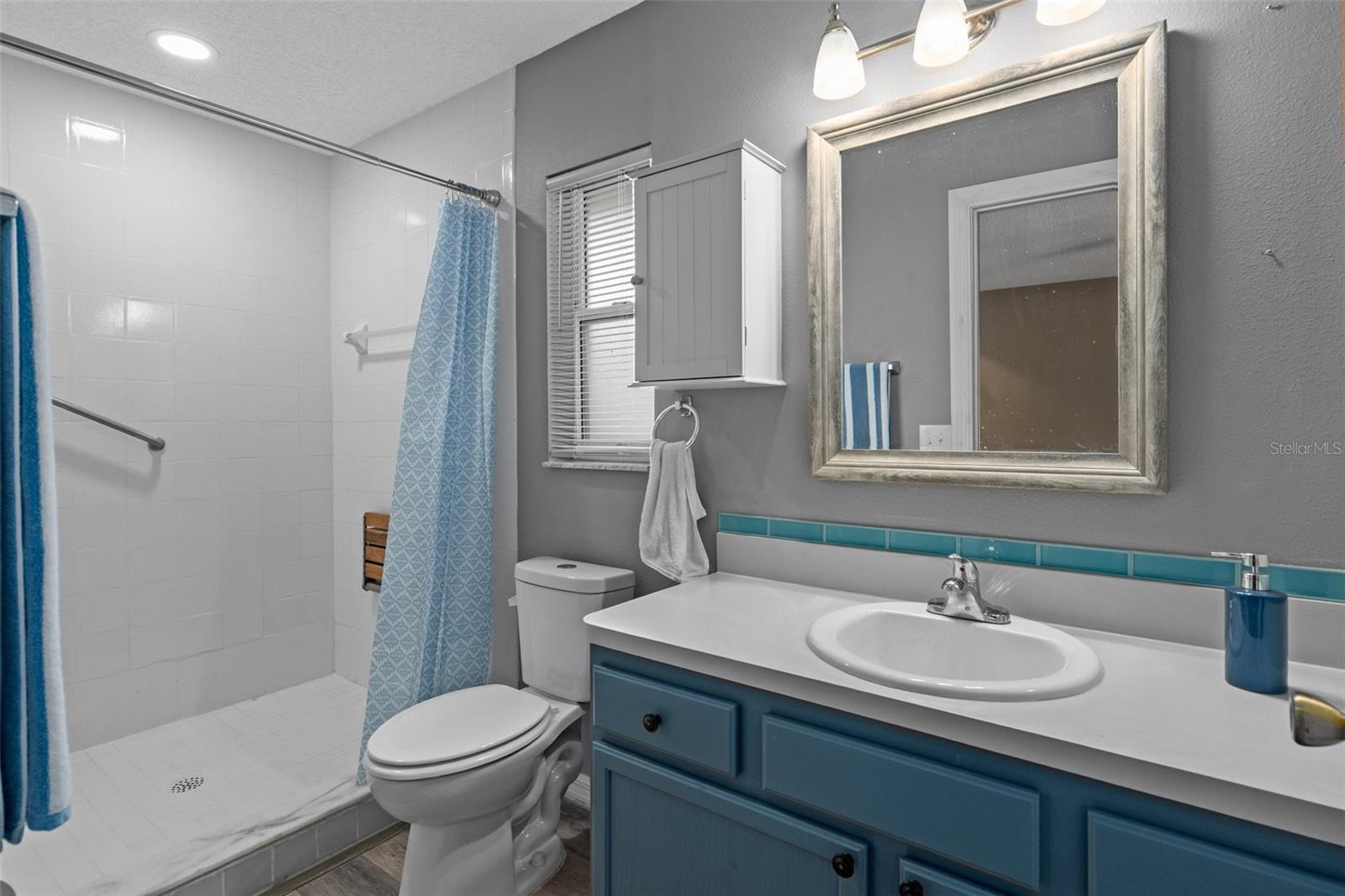 Image 12 of 31 For 3224 Davis Lane 29