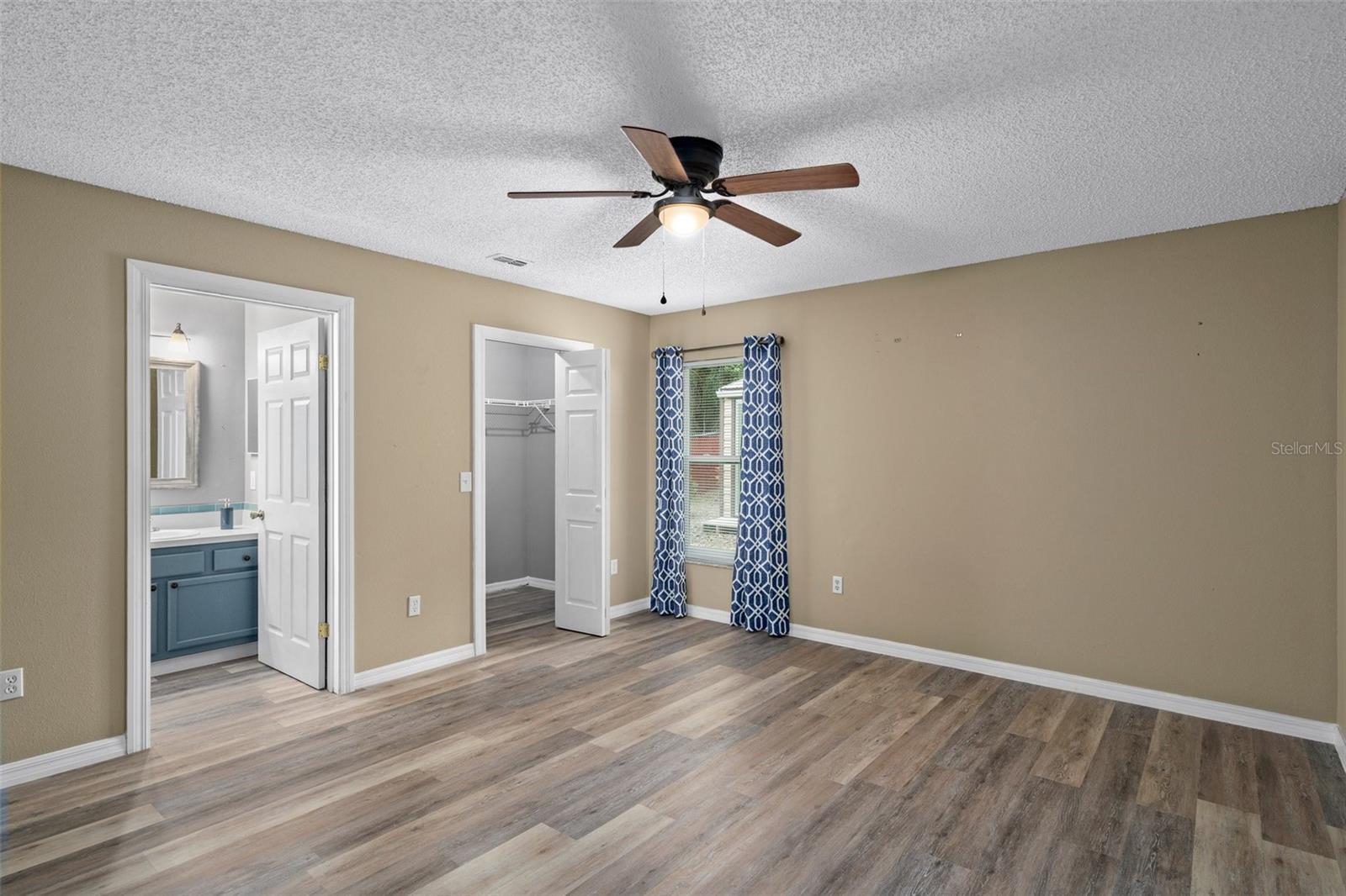 Image 17 of 31 For 3224 Davis Lane 29