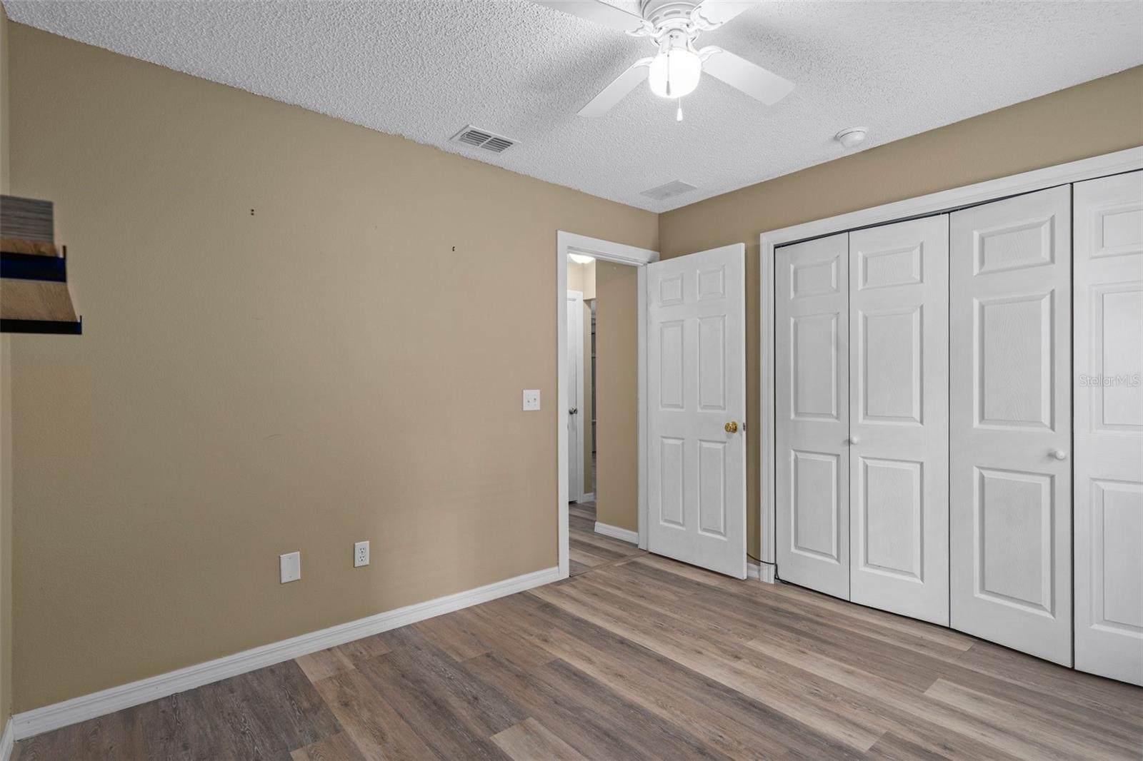 Image 18 of 31 For 3224 Davis Lane 29