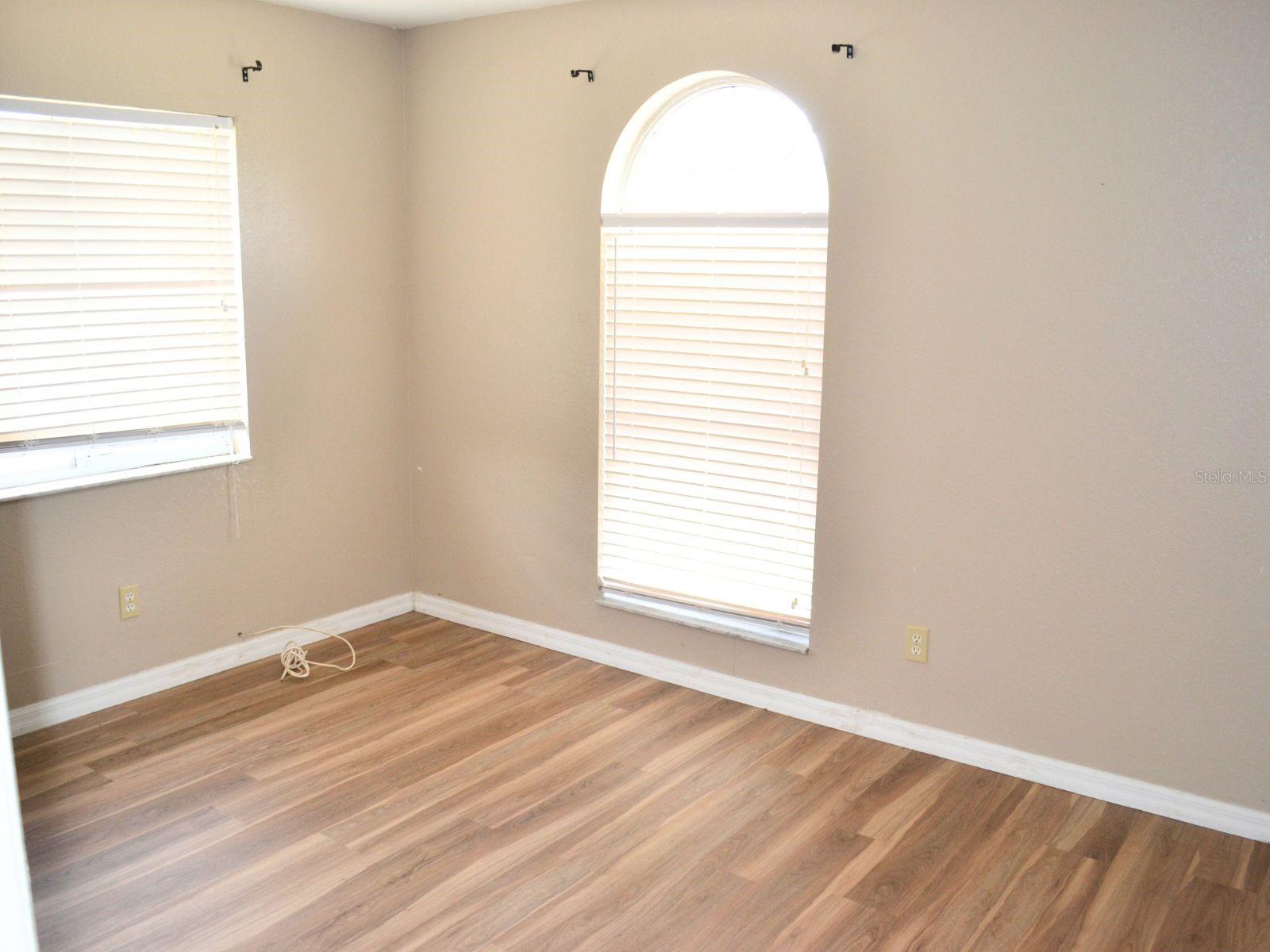 Image 16 of 25 For 254 Marion Oaks Manor