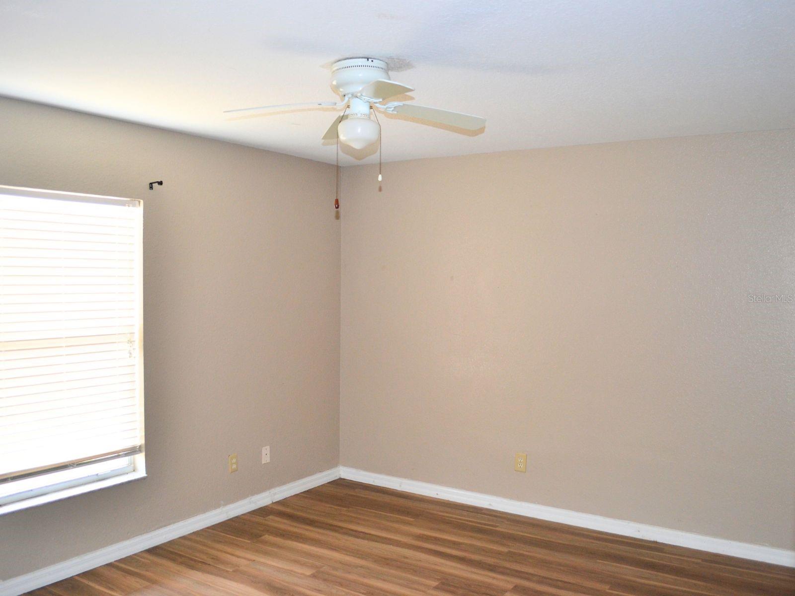 Image 18 of 25 For 254 Marion Oaks Manor