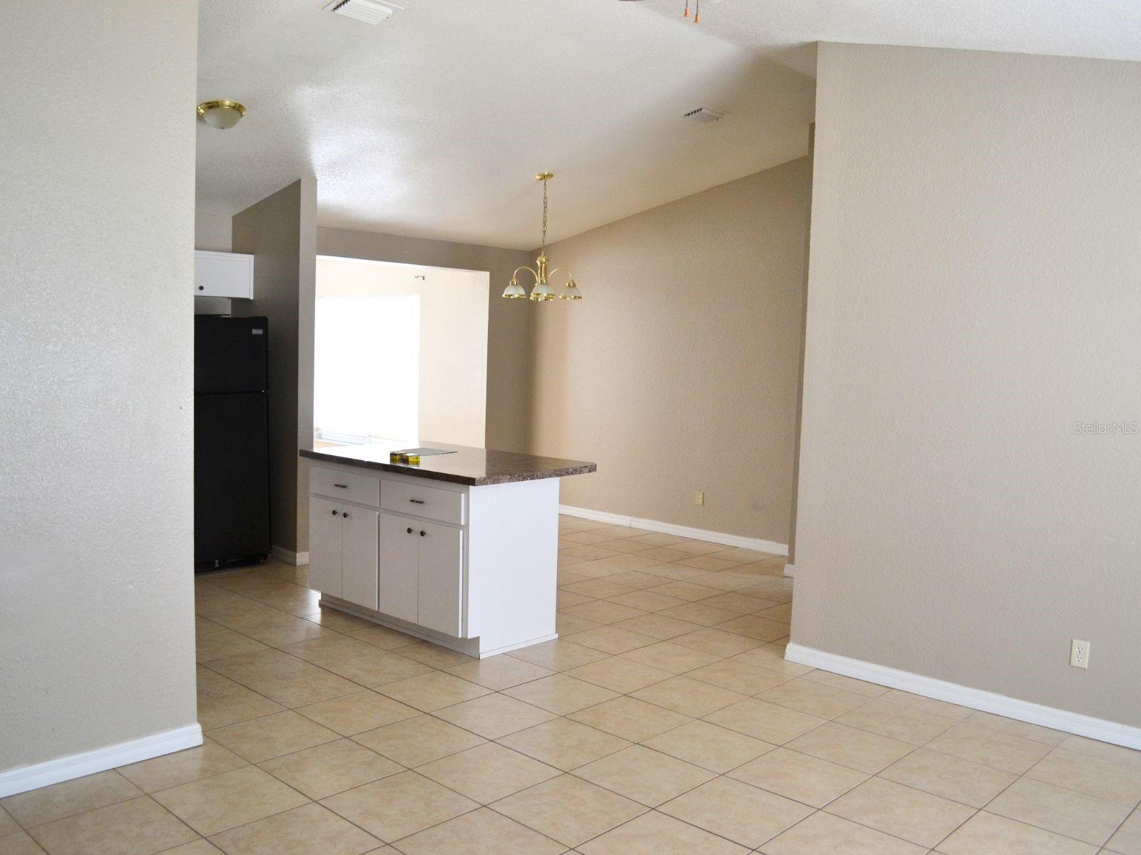 Image 4 of 25 For 254 Marion Oaks Manor