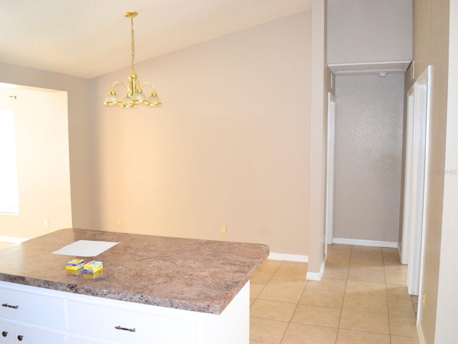 Image 8 of 25 For 254 Marion Oaks Manor
