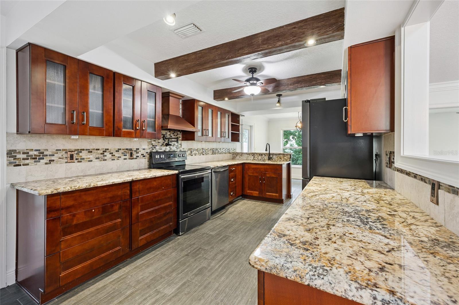 Image 13 of 31 For 5960 126th Street