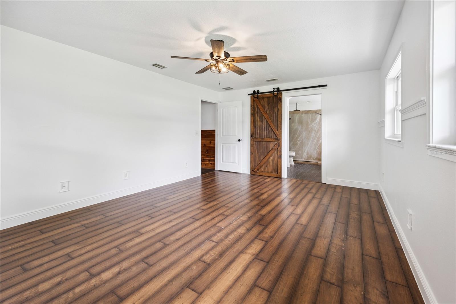 Image 22 of 31 For 5960 126th Street