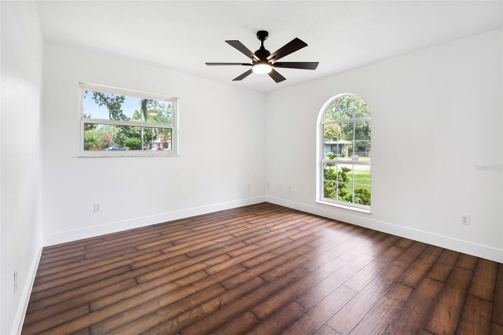 Image 27 of 31 For 5960 126th Street