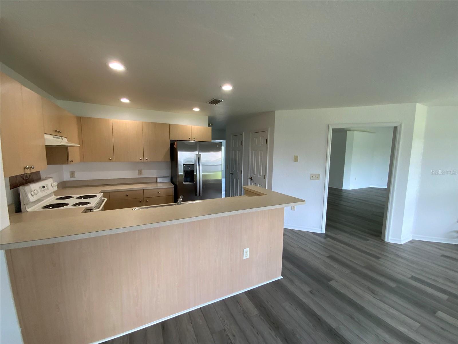 Image 8 of 27 For 4762 136th Street