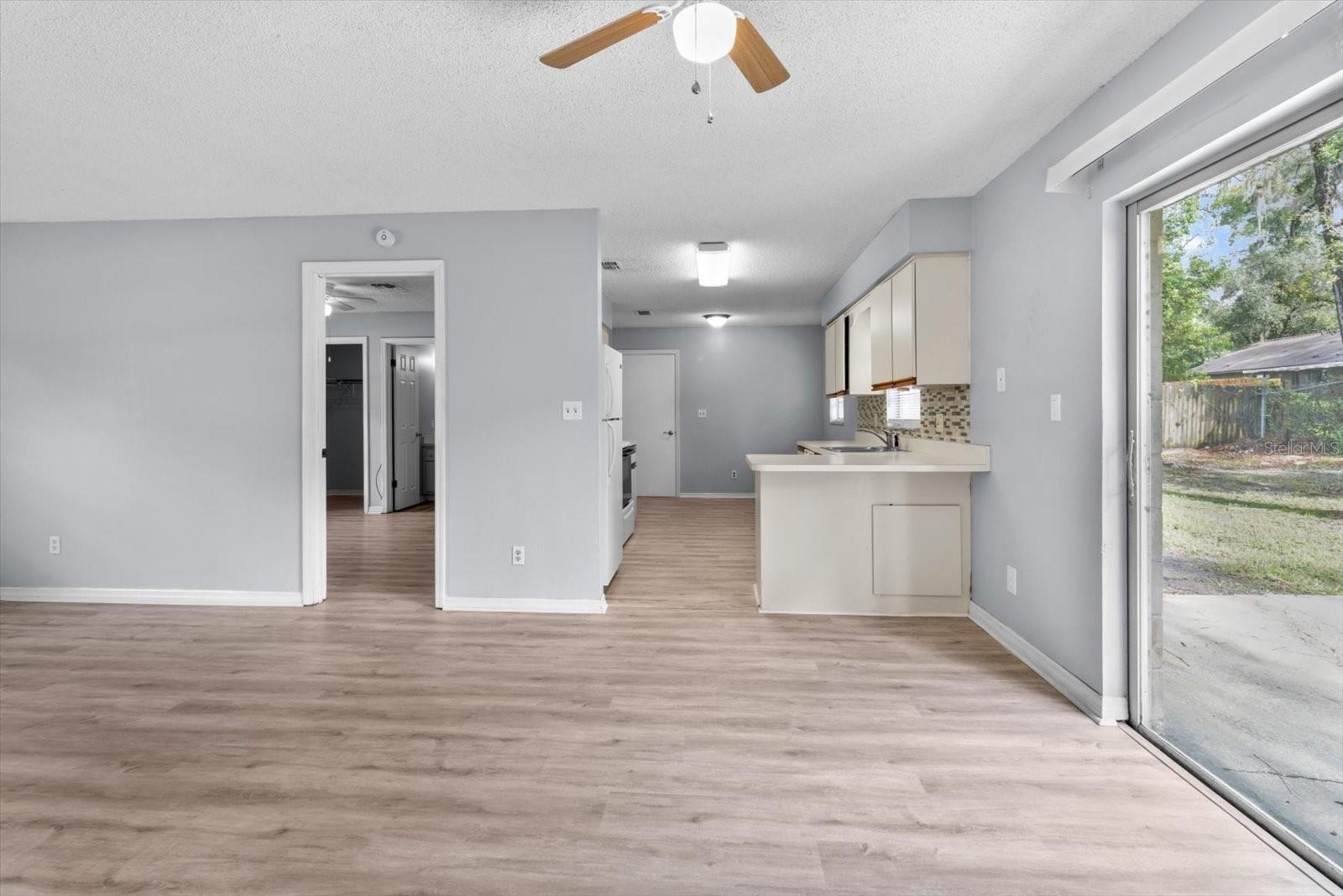 Image 8 of 33 For 609 27th Street