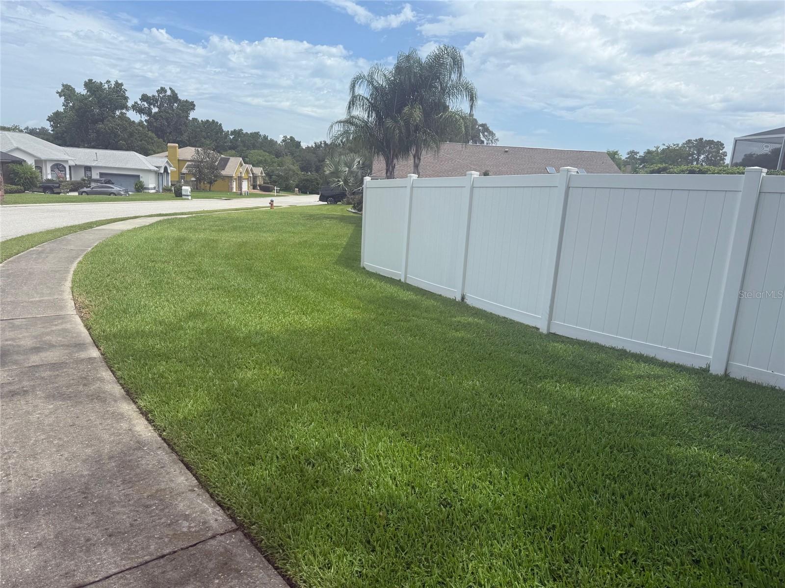Listing photo id 10 for 2309 30th Place