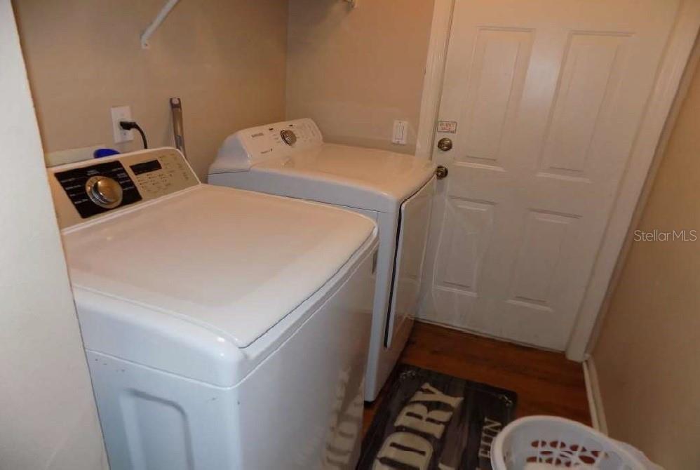 Listing photo id 21 for 2309 30th Place