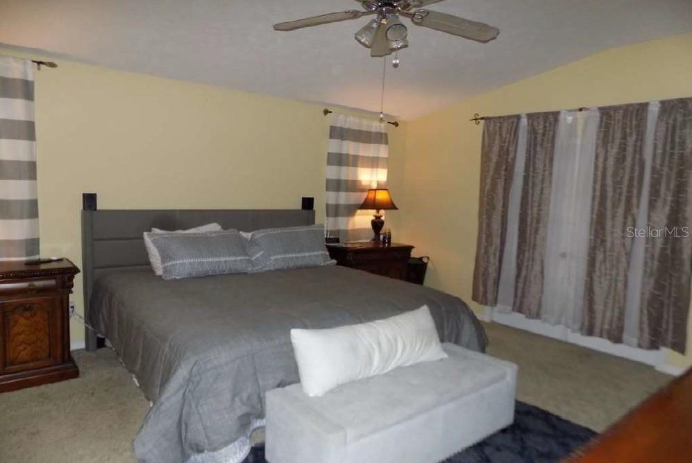 Listing photo id 25 for 2309 30th Place