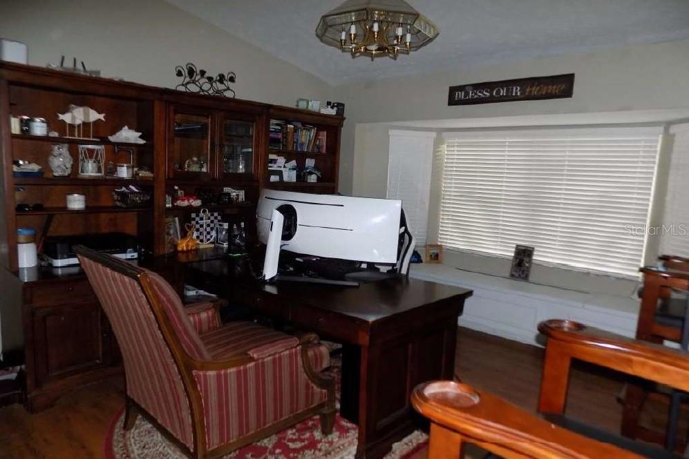 Listing photo id 26 for 2309 30th Place