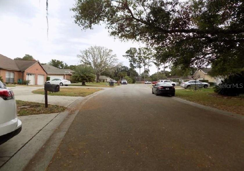 Listing photo id 31 for 2309 30th Place