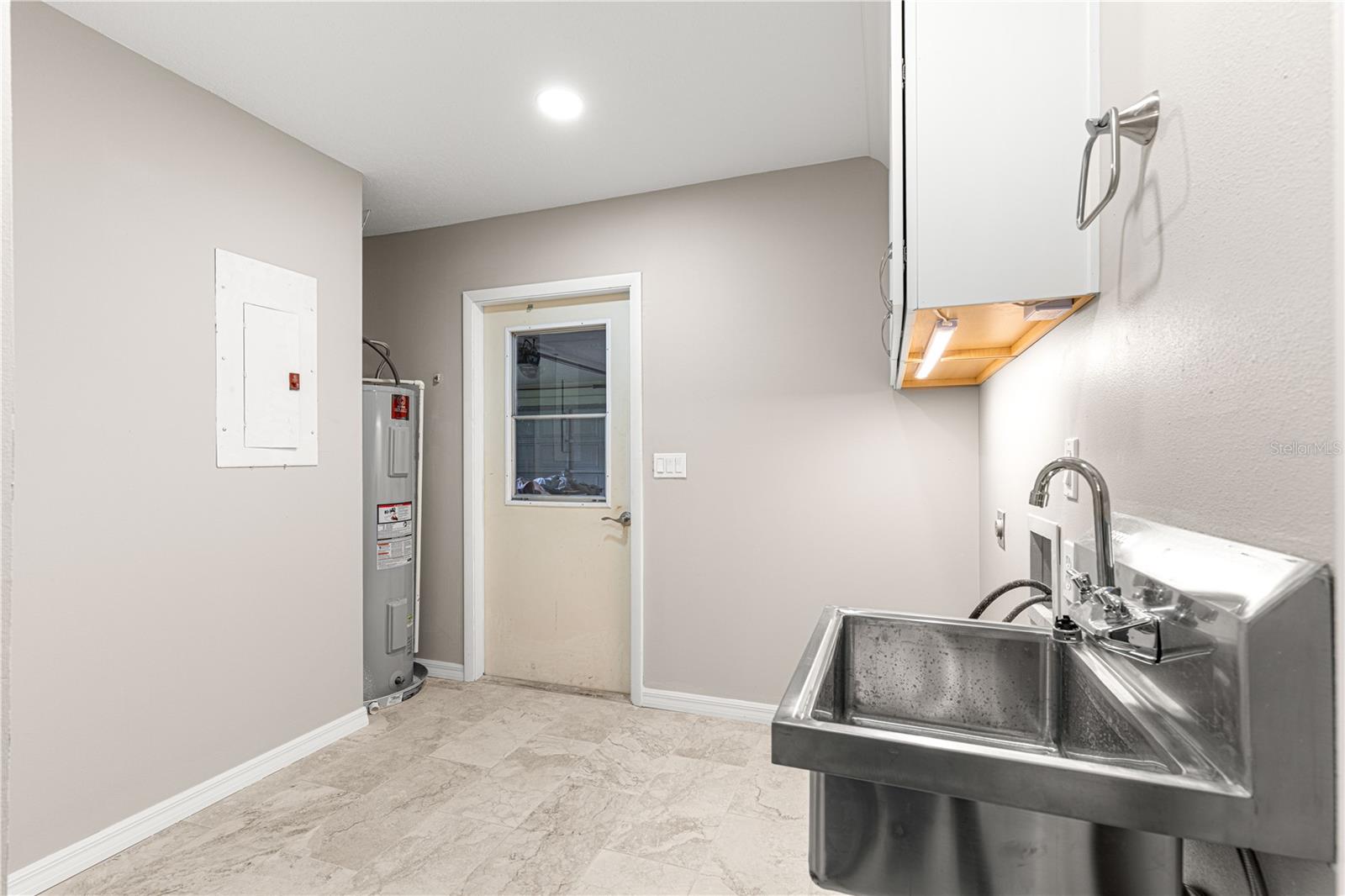Image 36 of 61 For 7947 107th Place