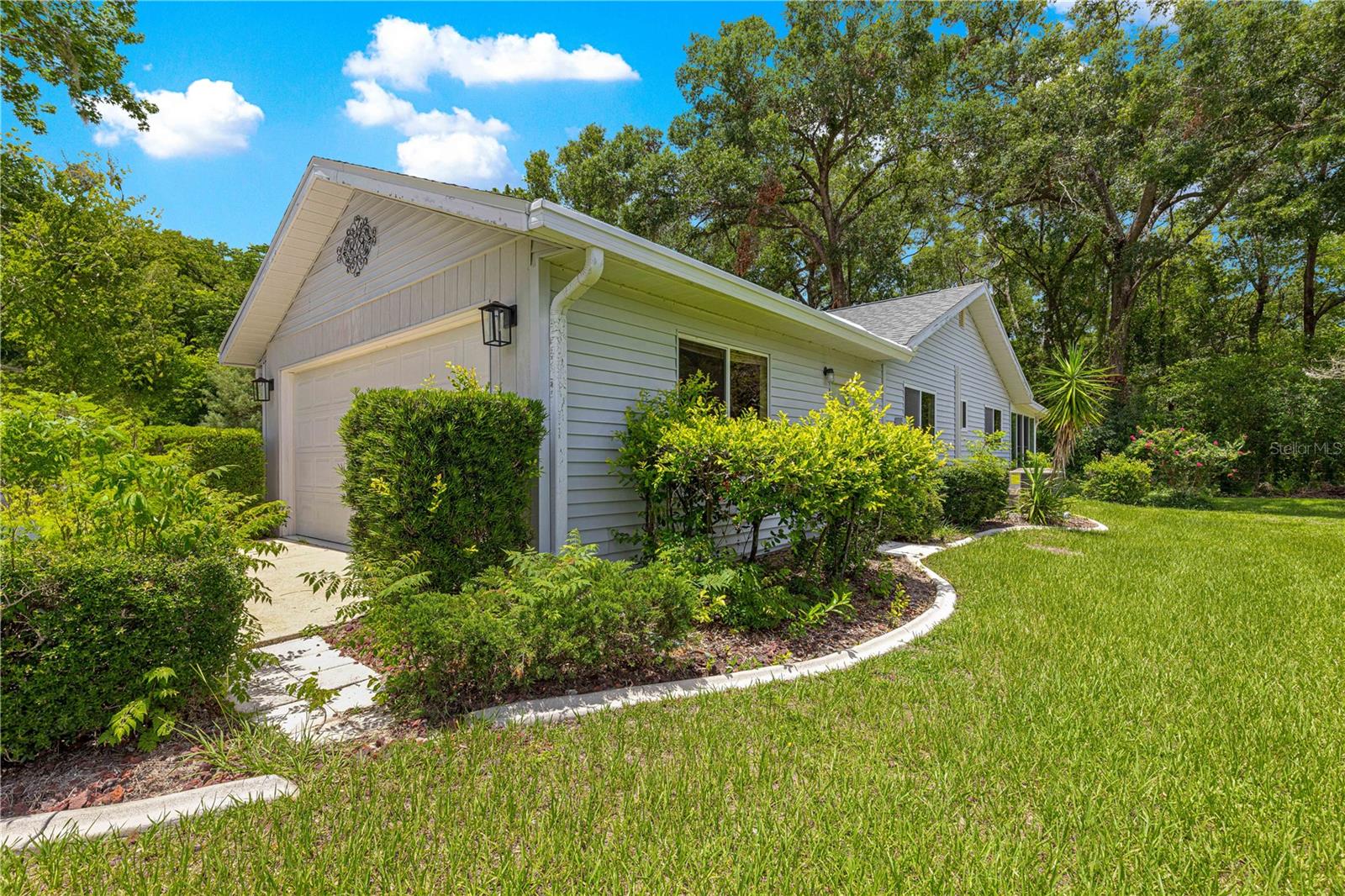 Image 41 of 61 For 7947 107th Place