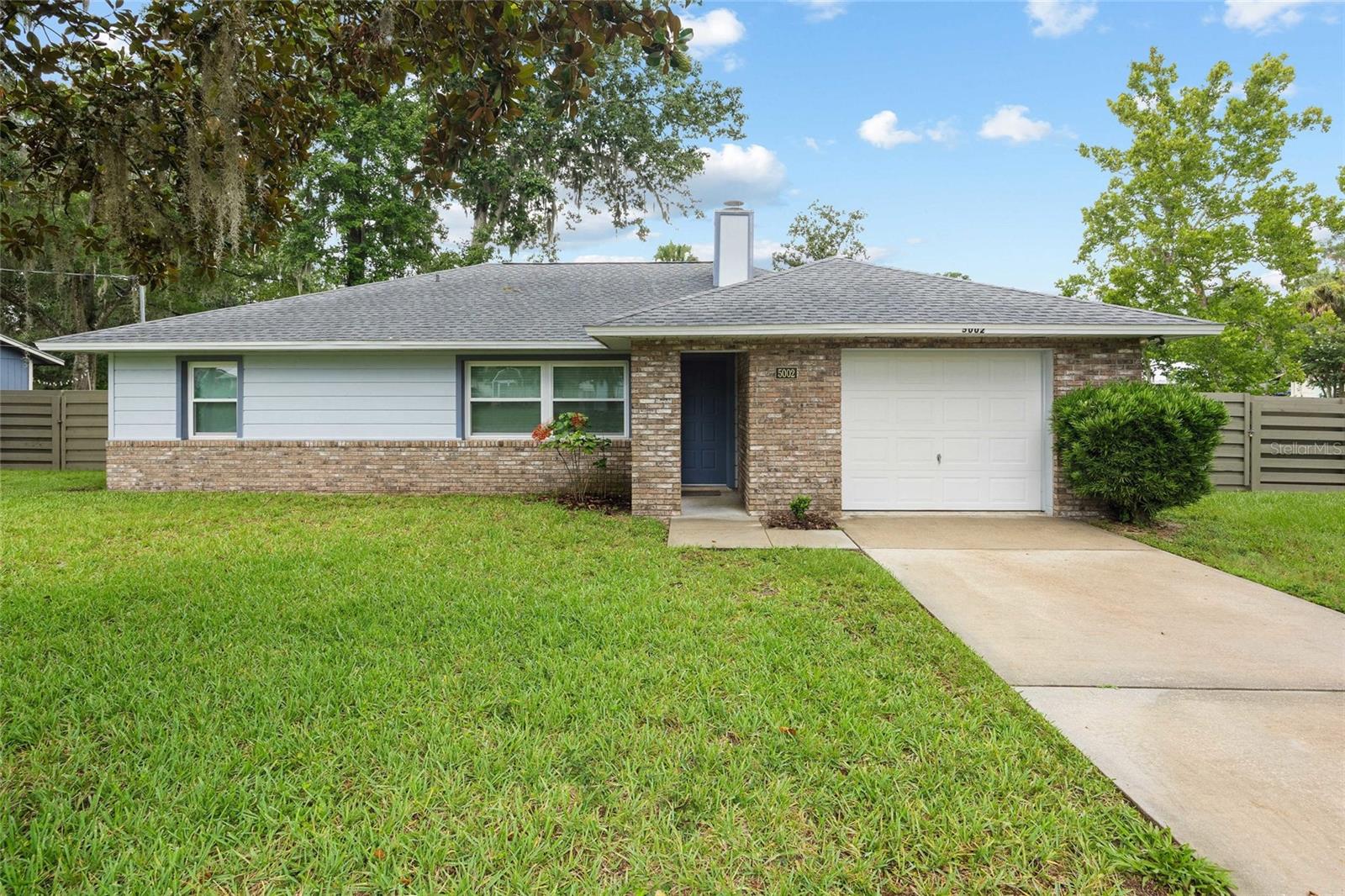 Image 4 of 35 For 5002 33rd Terrace
