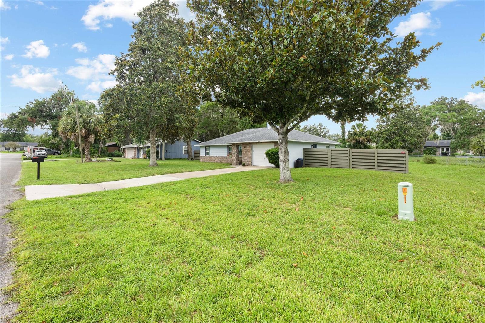 Image 6 of 35 For 5002 33rd Terrace