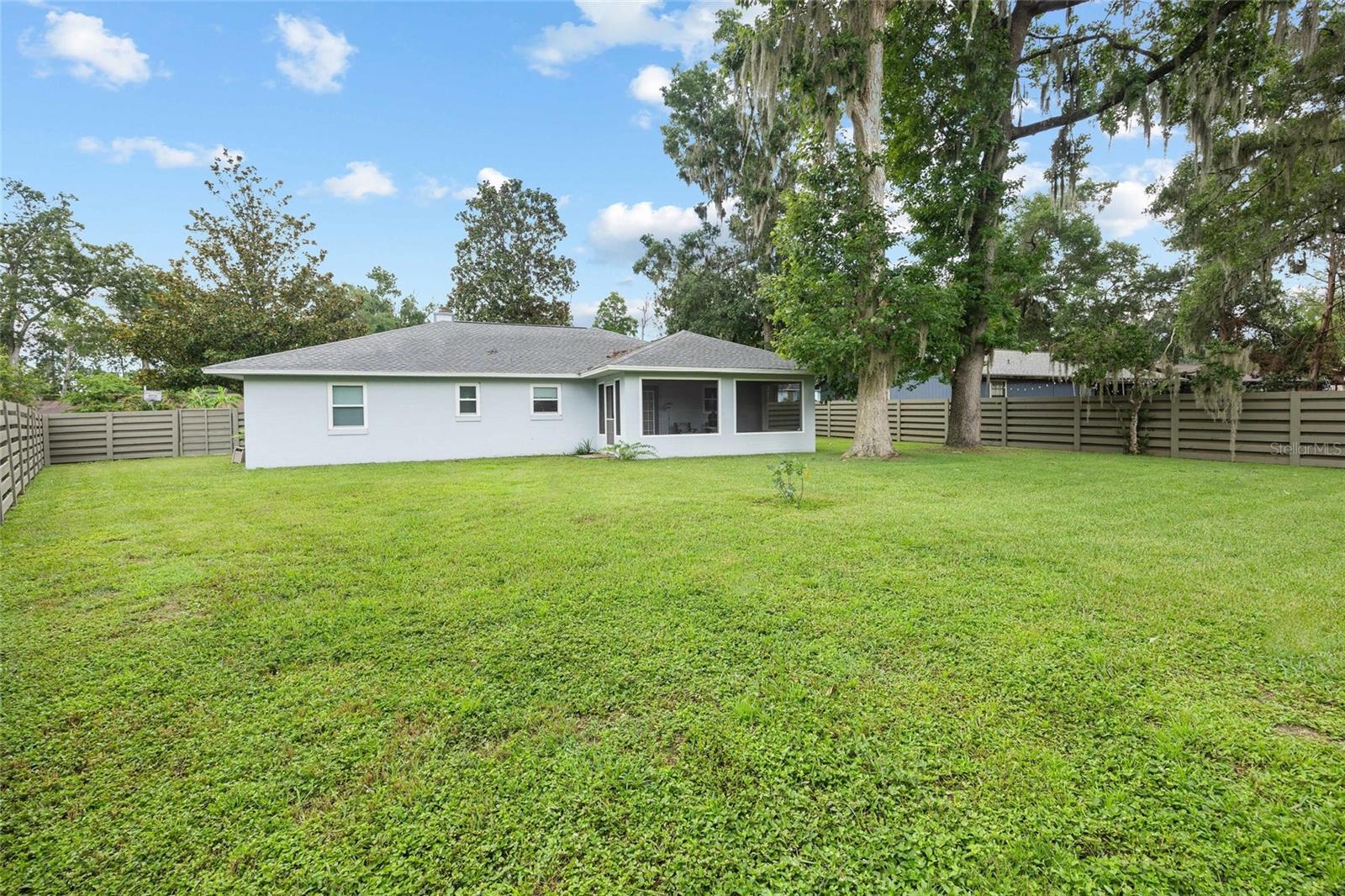 Image 7 of 35 For 5002 33rd Terrace