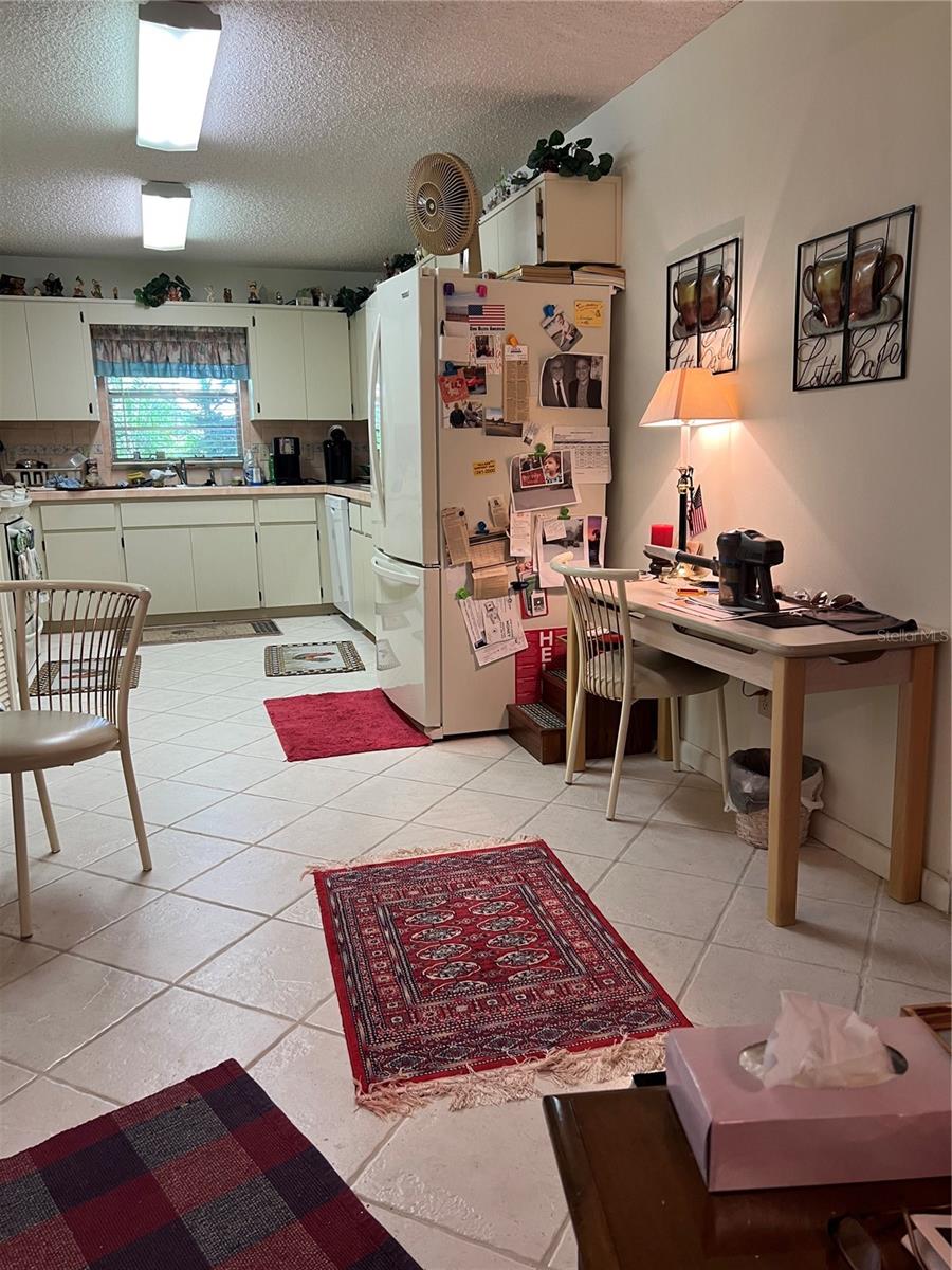 Image 15 of 16 For 8552 92nd Lane C