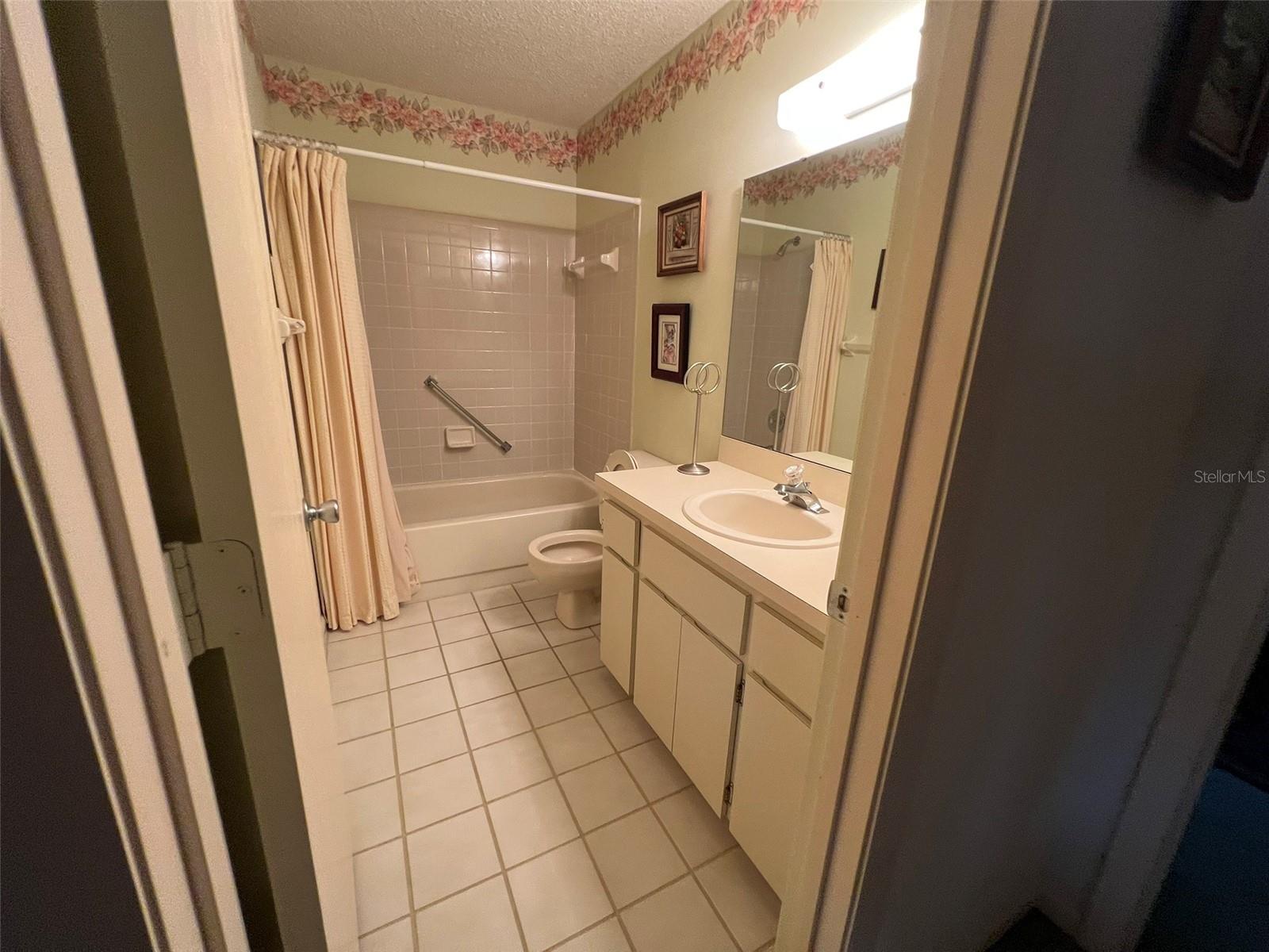 Image 21 of 27 For 8552 92nd Lane C