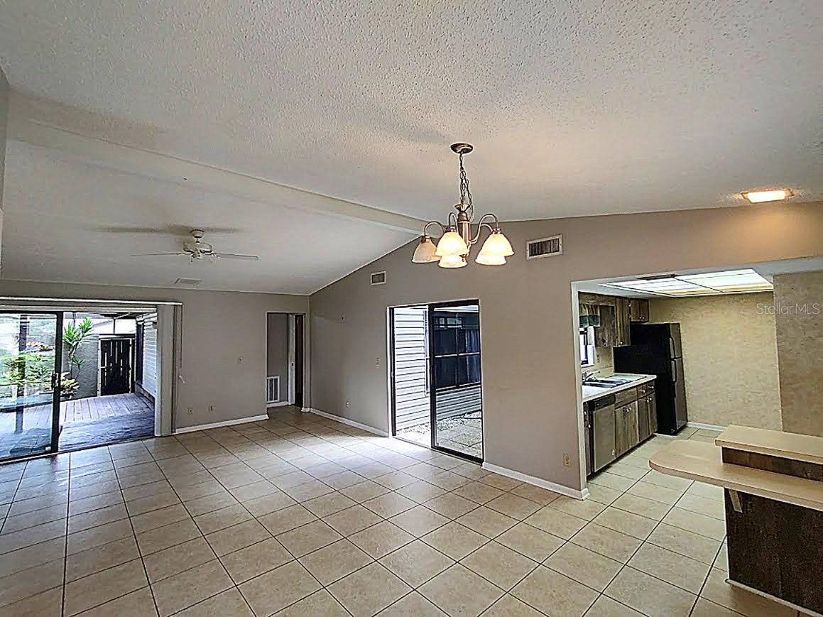 Image 8 of 22 For 3813 19th Street Circle