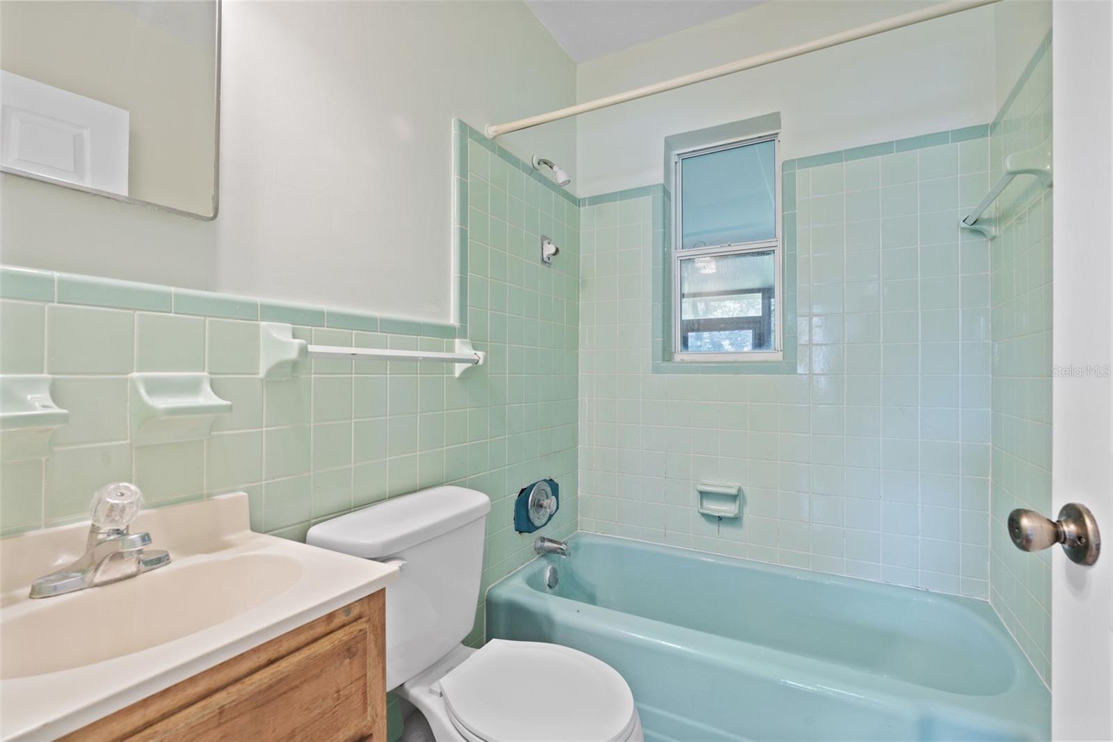 Image 12 of 36 For 40 Chatfield Drive