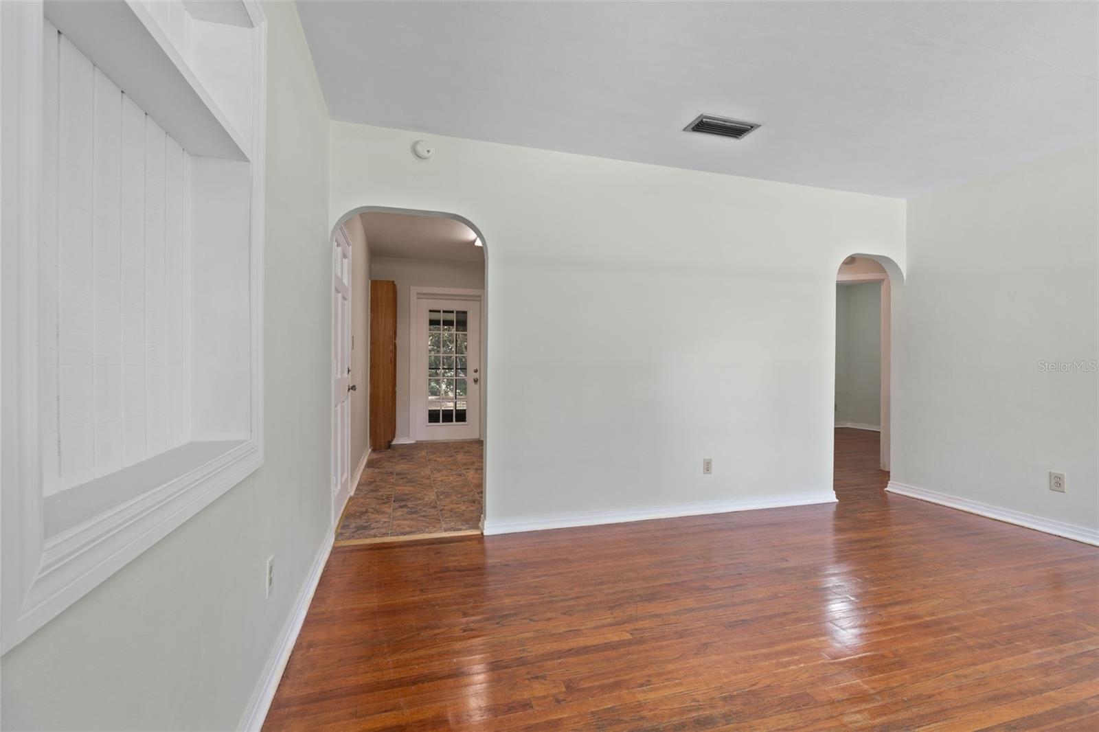 Image 9 of 36 For 40 Chatfield Drive