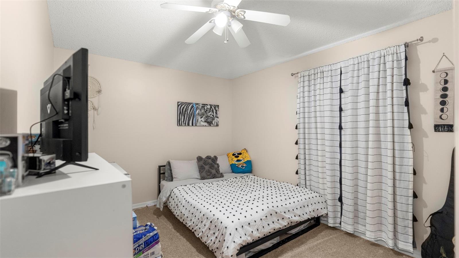 Image 12 of 48 For 705 Guava Drive
