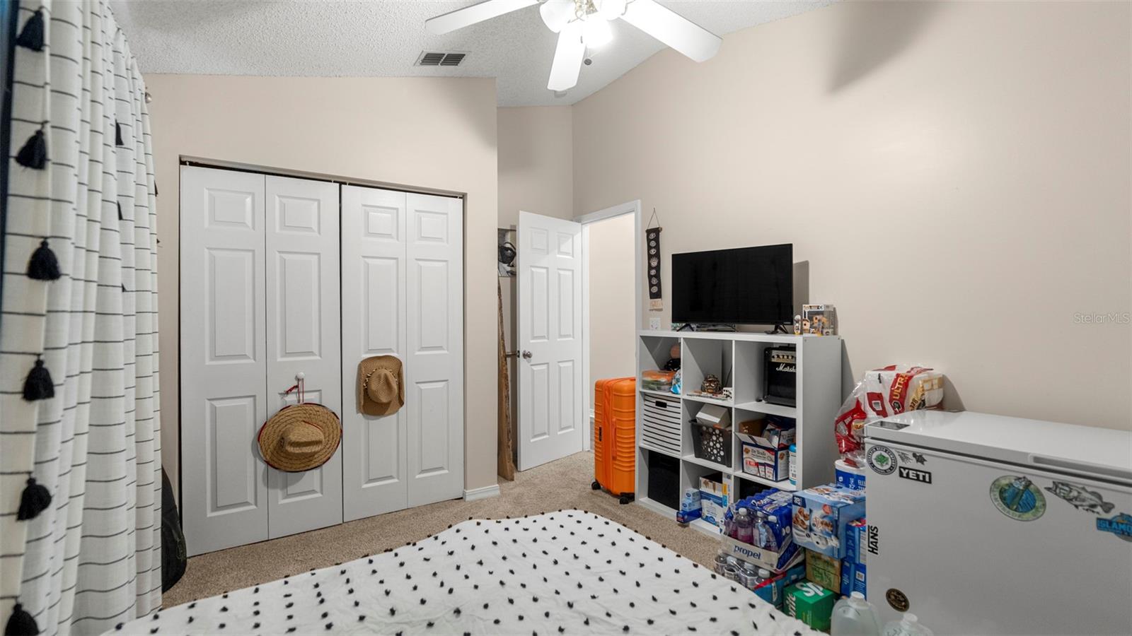 Image 13 of 48 For 705 Guava Drive