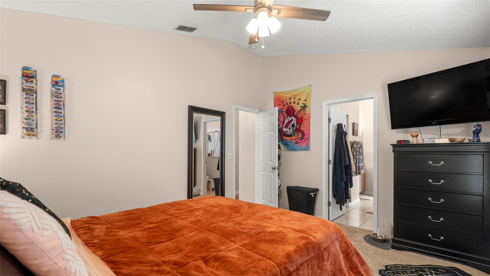 Image 17 of 48 For 705 Guava Drive
