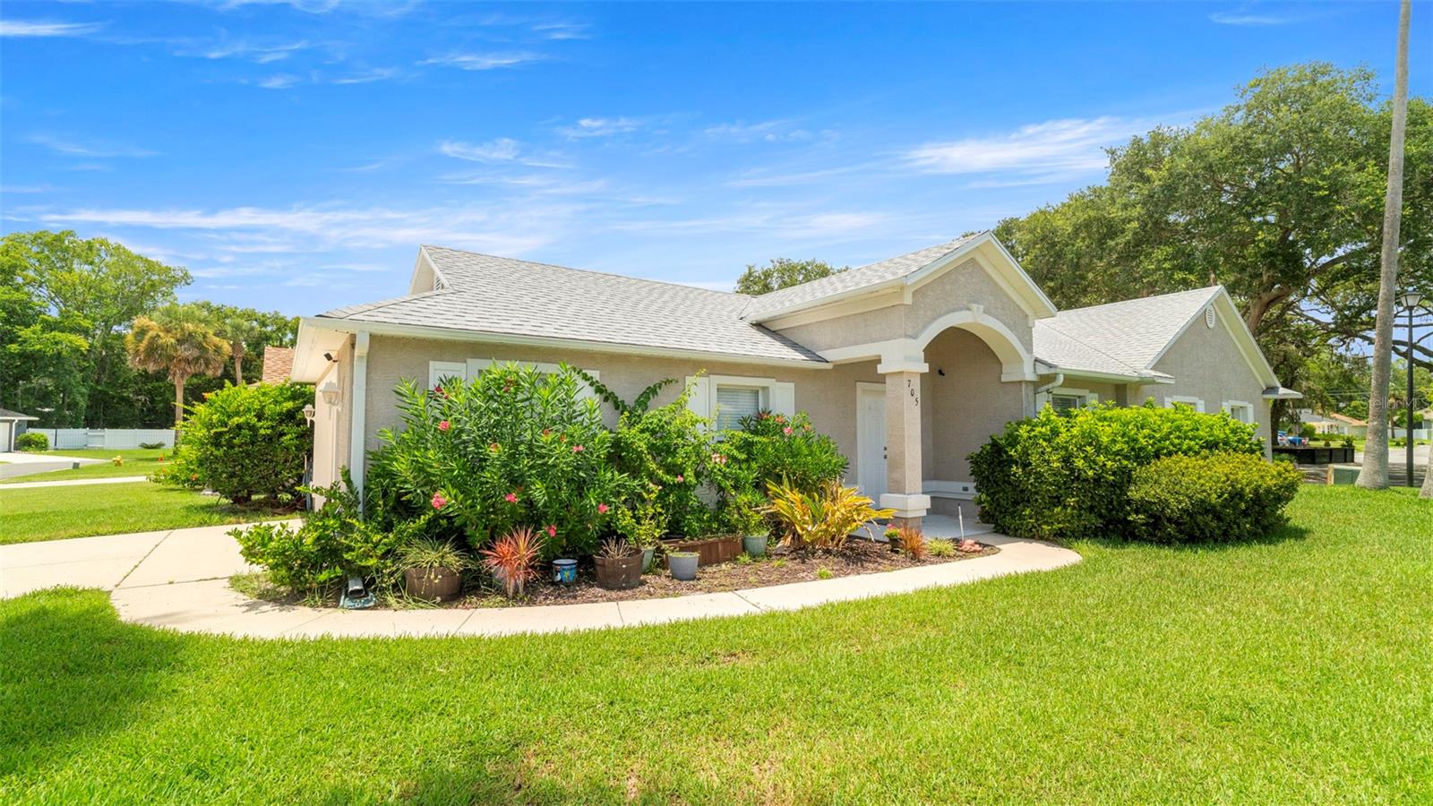 Image 2 of 48 For 705 Guava Drive