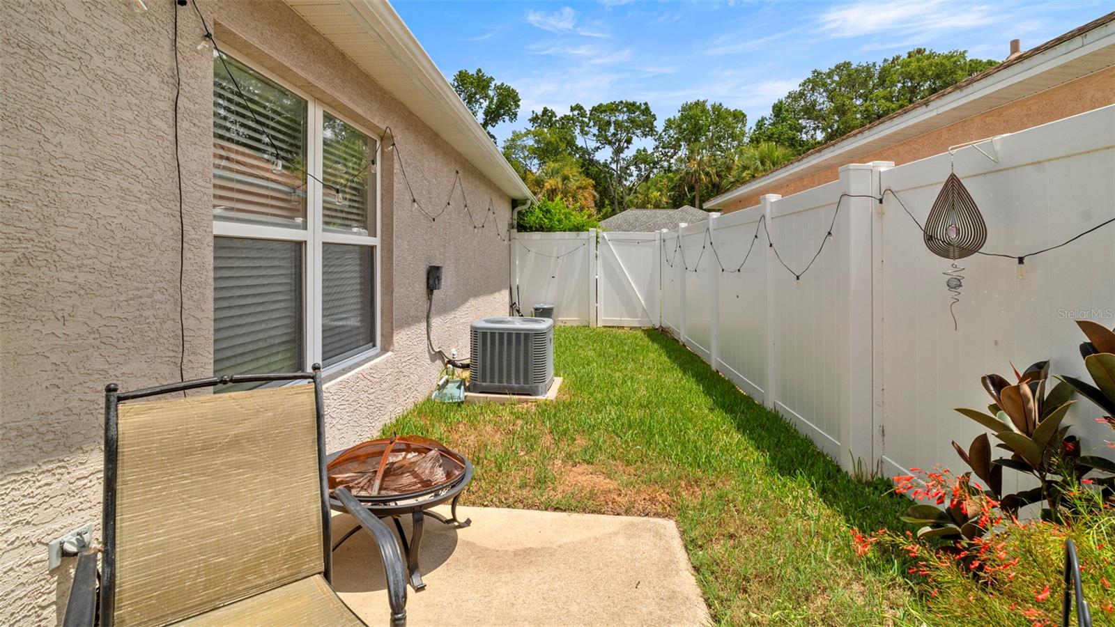 Image 33 of 48 For 705 Guava Drive