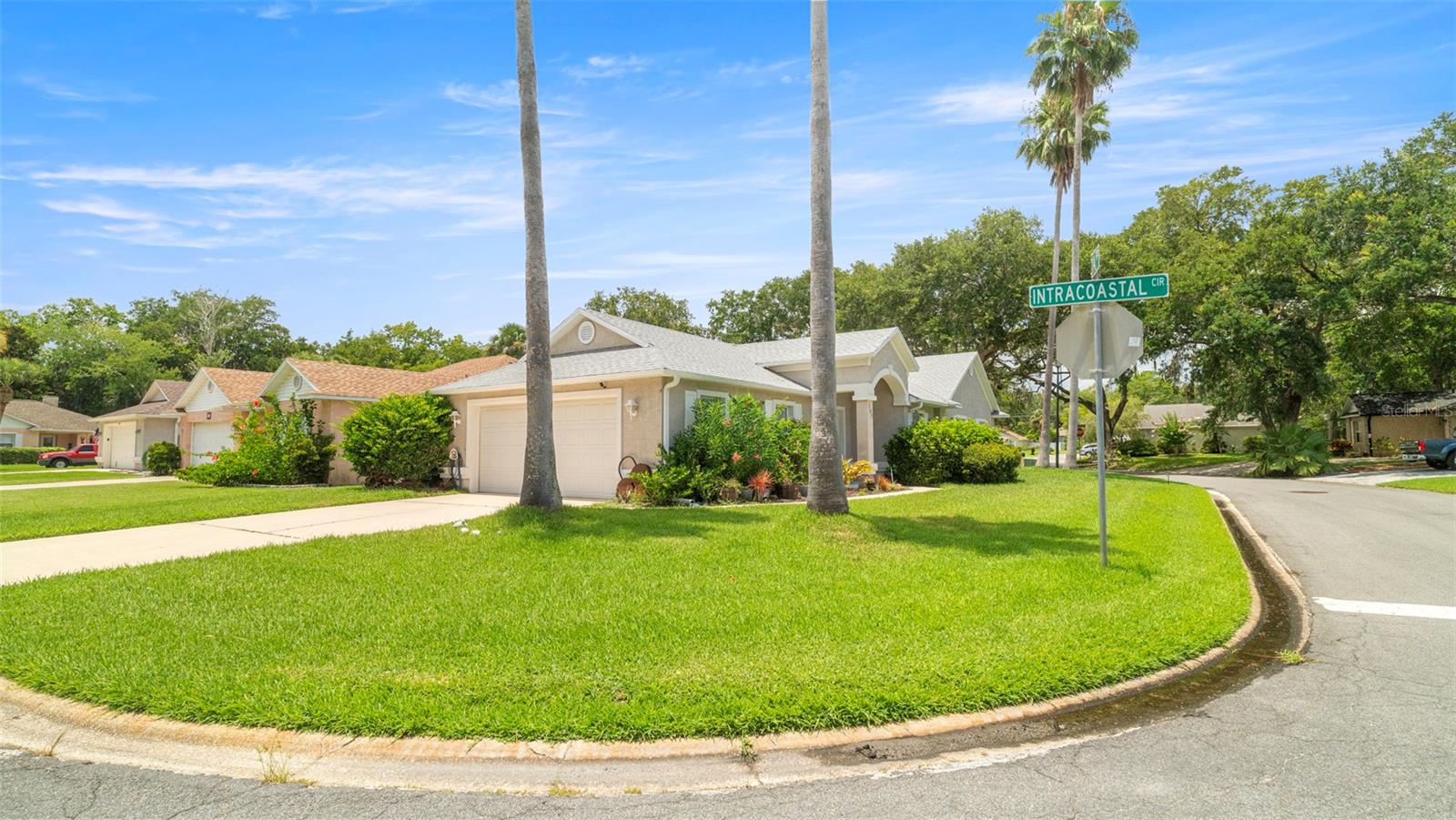 Image 4 of 48 For 705 Guava Drive