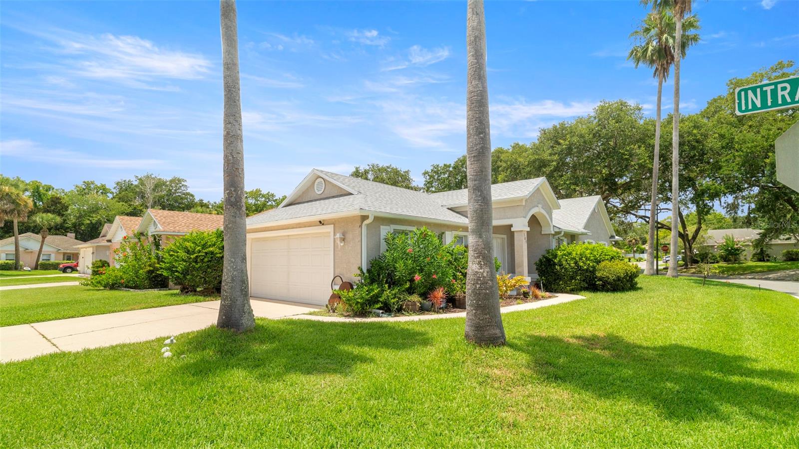 Image 5 of 48 For 705 Guava Drive
