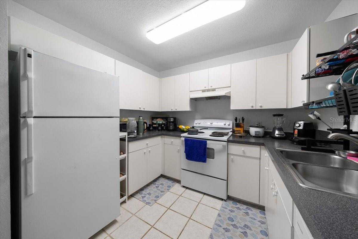 Image 7 of 25 For 9490 30th Terrace