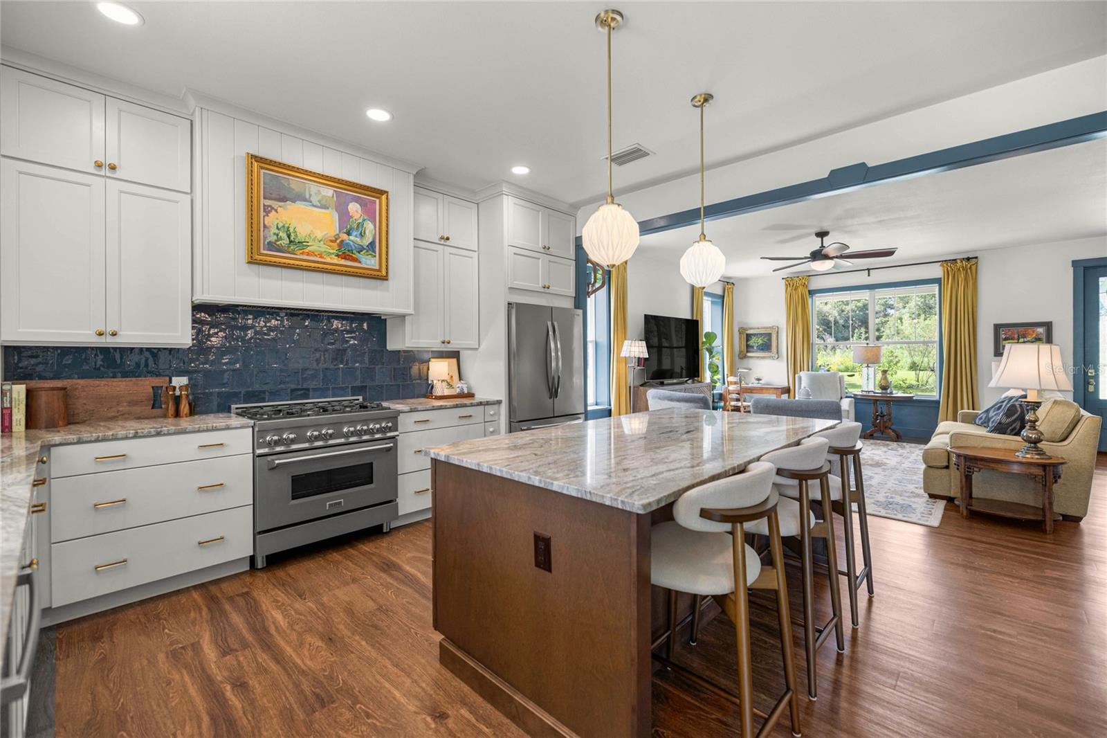 Listing photo id 22 for 3905 84th Lane Road