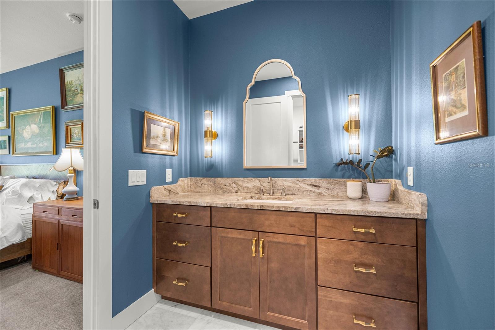Listing photo id 37 for 3905 84th Lane Road