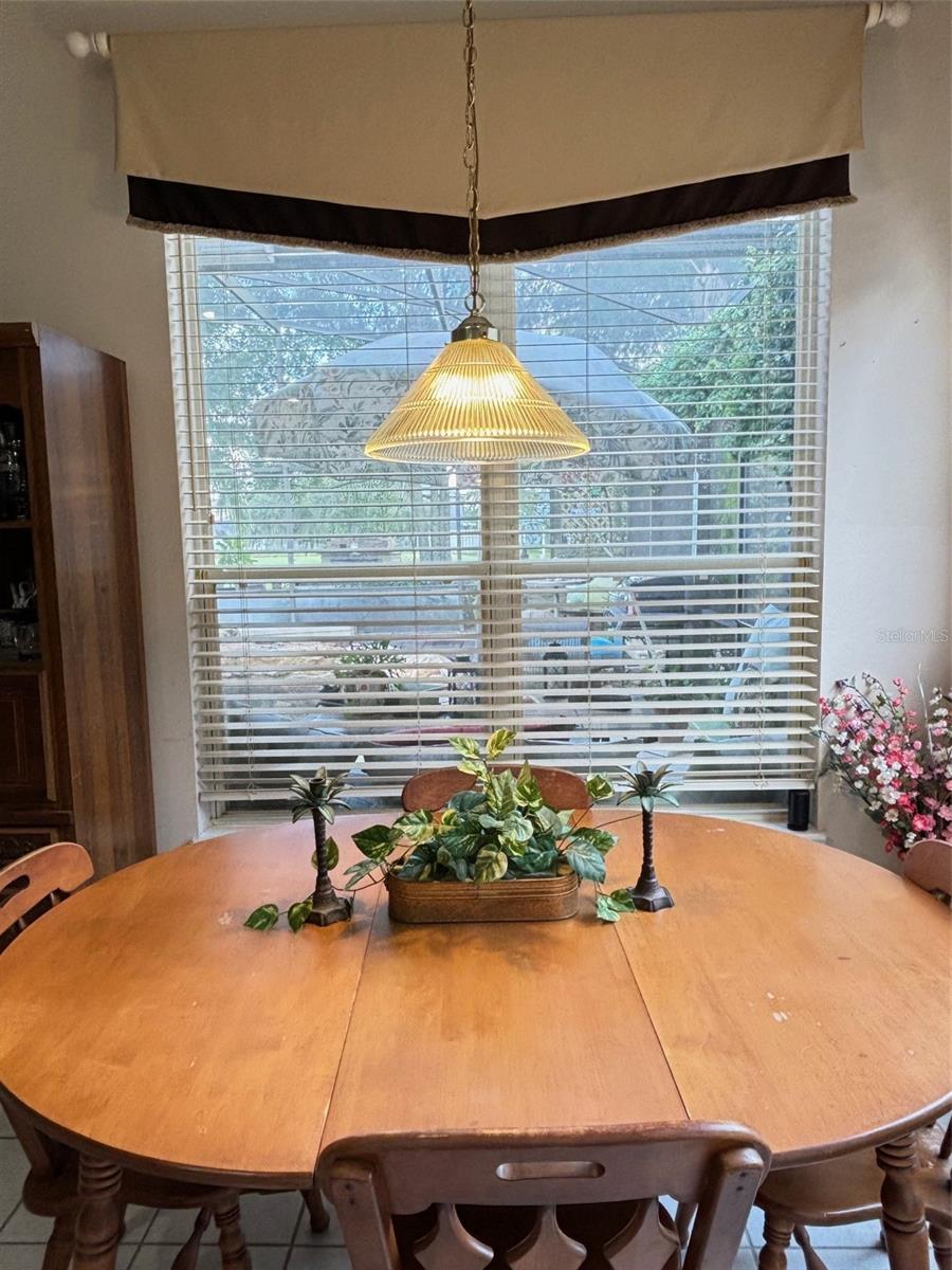 Image 11 of 51 For 2733 Scarborough Drive