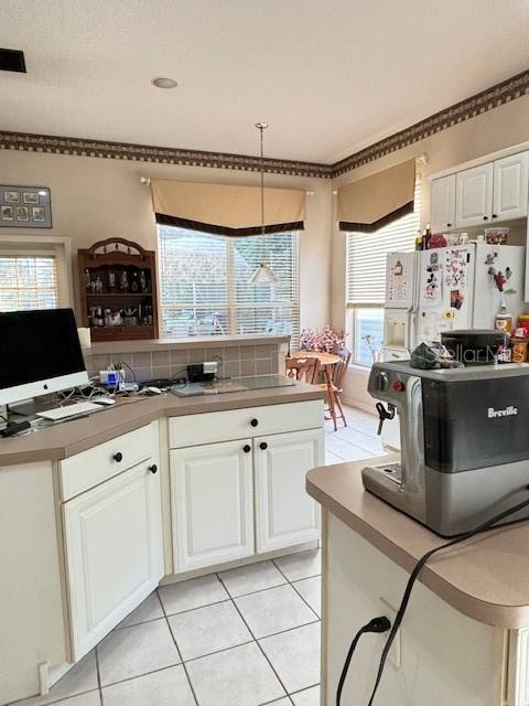 Image 14 of 51 For 2733 Scarborough Drive