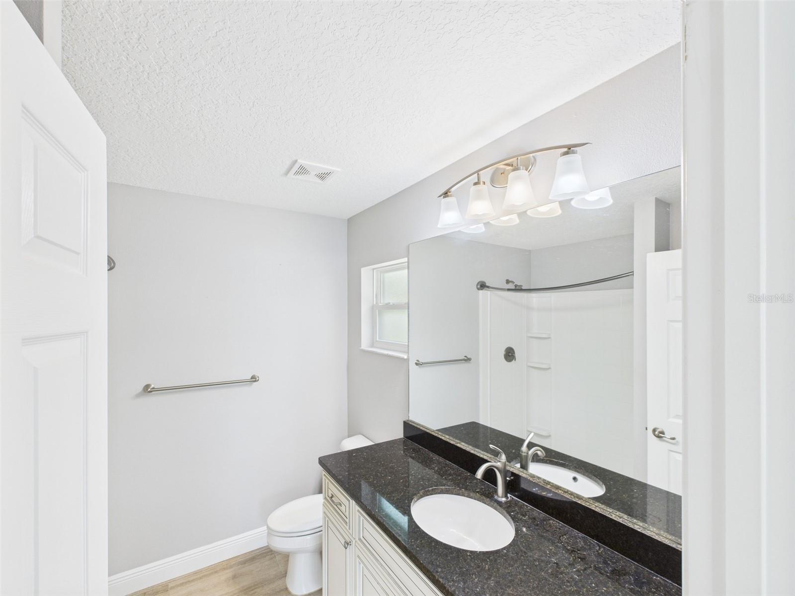 Listing photo id 22 for 1899 Oliver Drive