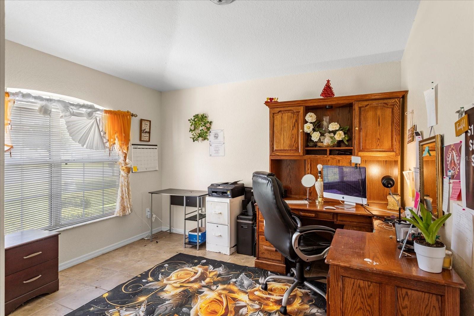 Listing photo id 17 for 18 Sunrise Drive
