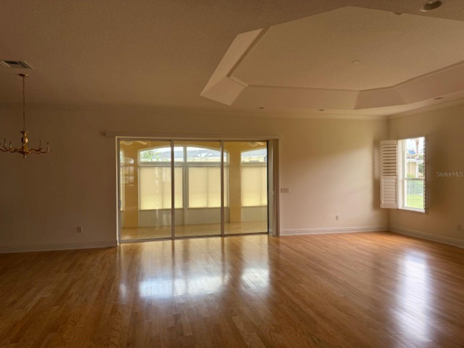 Image 5 of 21 For 1276 Bennett Place