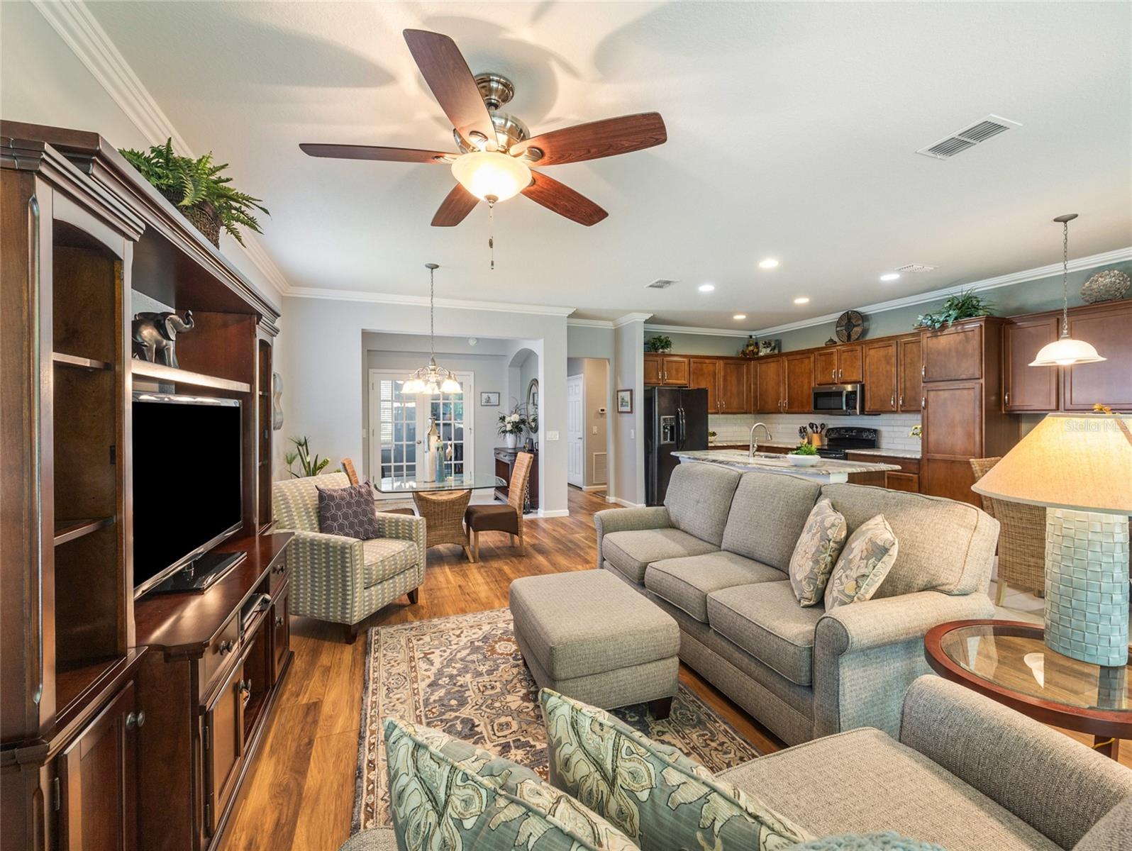 Image 10 of 53 For 6639 91st Circle