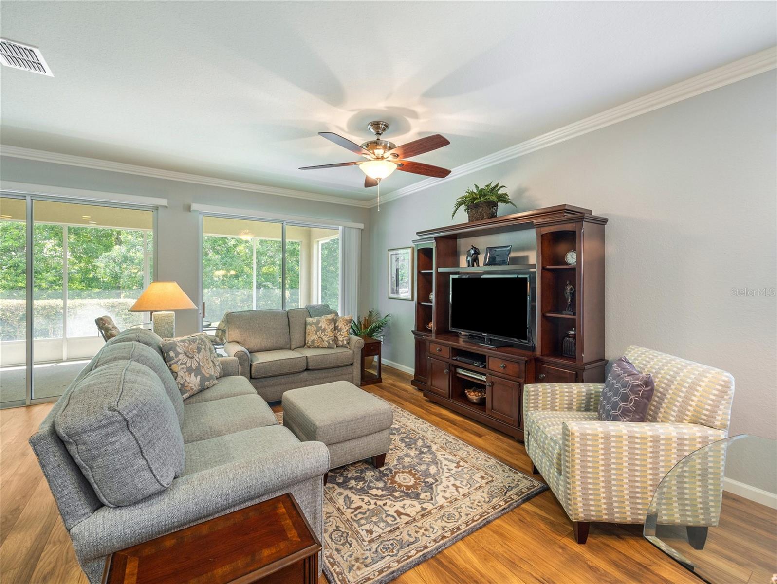 Image 7 of 53 For 6639 91st Circle