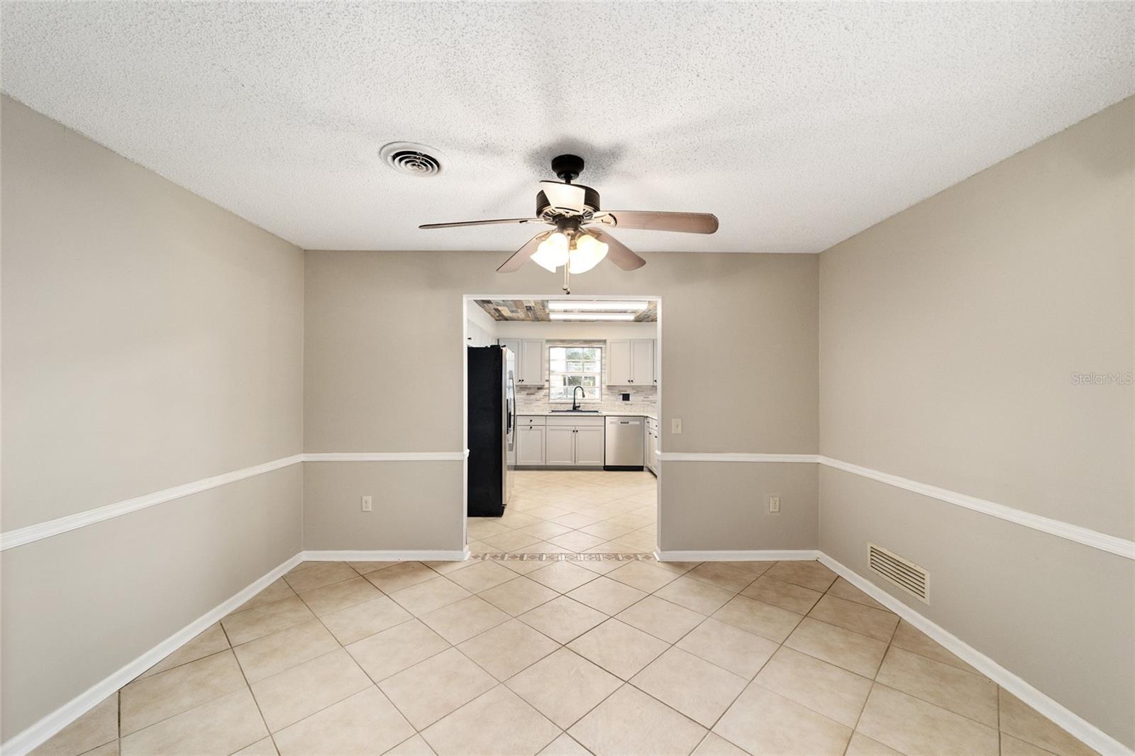 Image 11 of 24 For 5140 8th Street