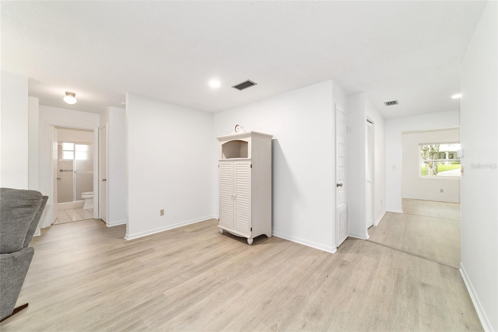 Image 10 of 28 For 8885 97th Lane Road A