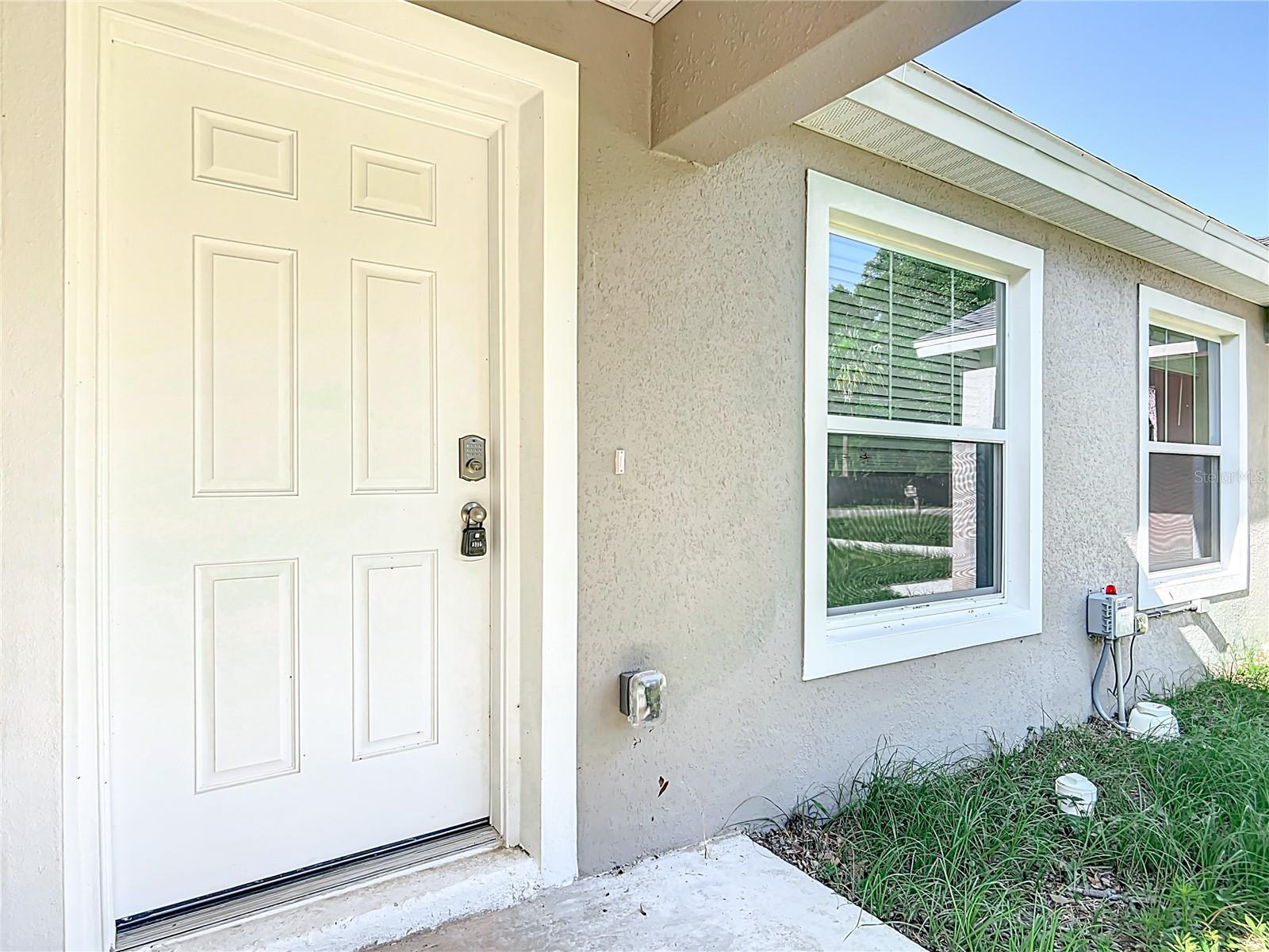 Listing photo id 12 for 109- 111 Harvard Street