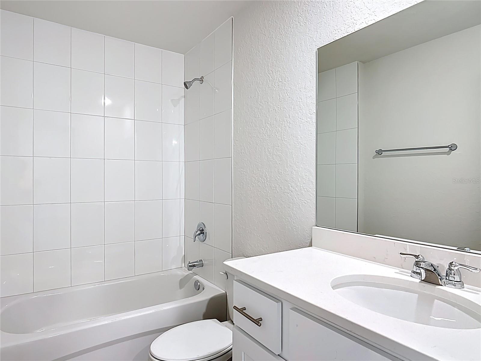 Listing photo id 24 for 109- 111 Harvard Street