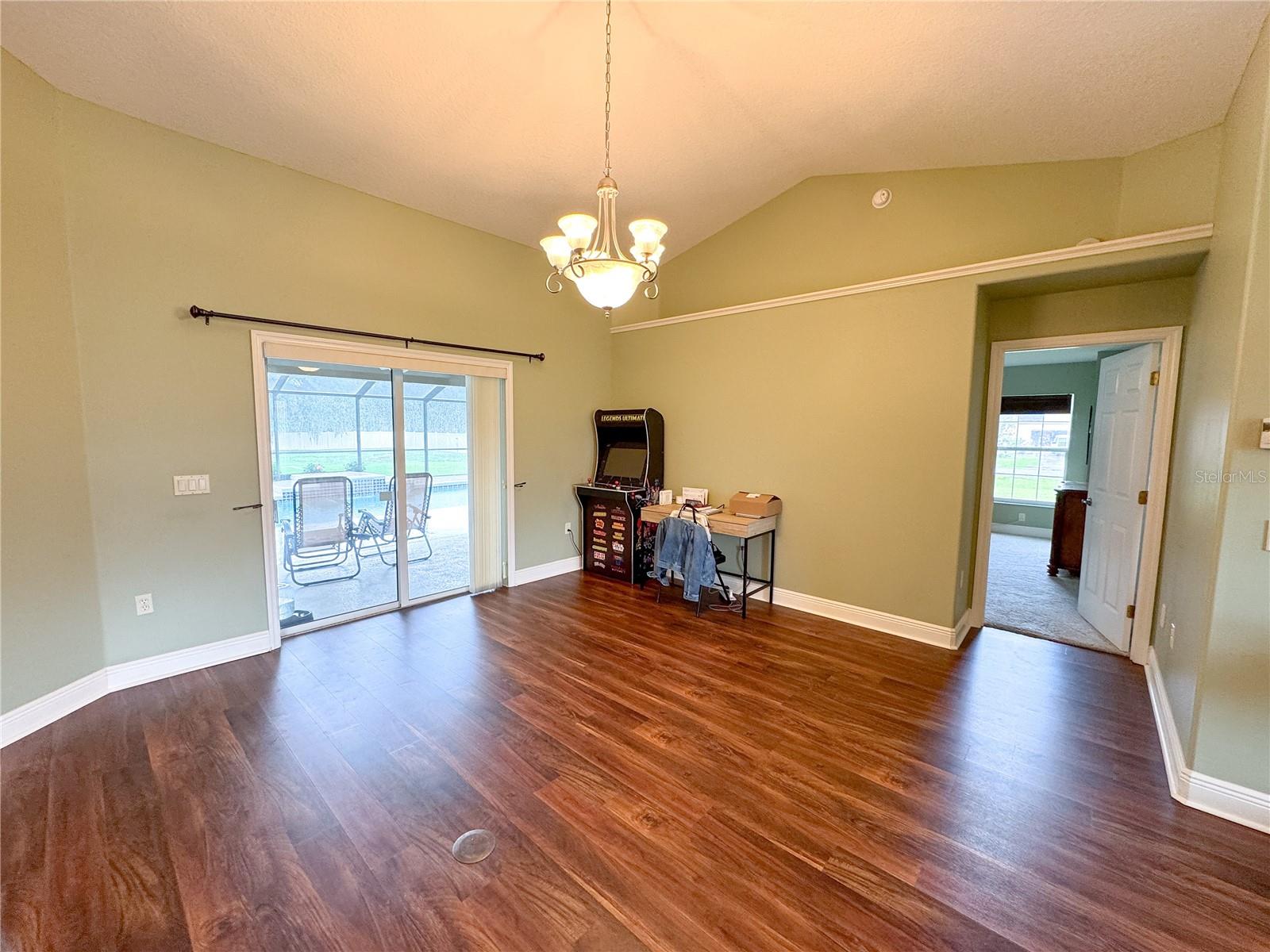 Image 13 of 73 For 6282 61st Avenue Road